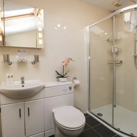 Topiary * Staveley (Cumbria)