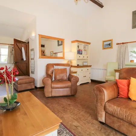 Topiary Staveley (Cumbria)