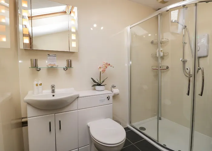 Topiary * Staveley (Cumbria)